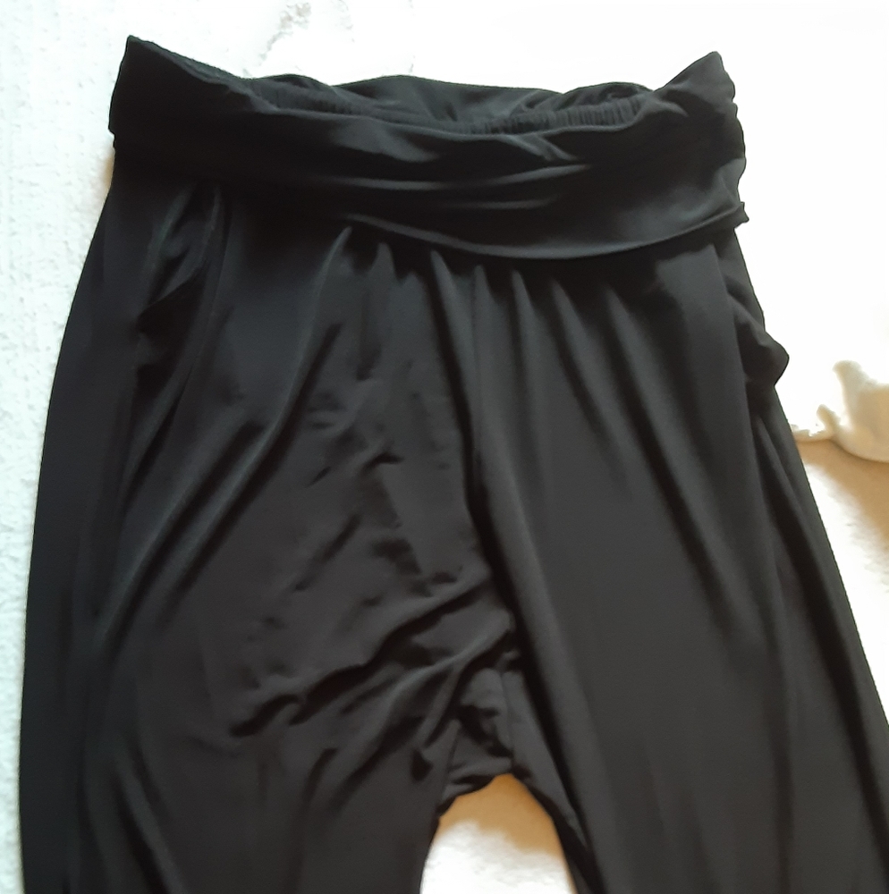 Drop crotch pants